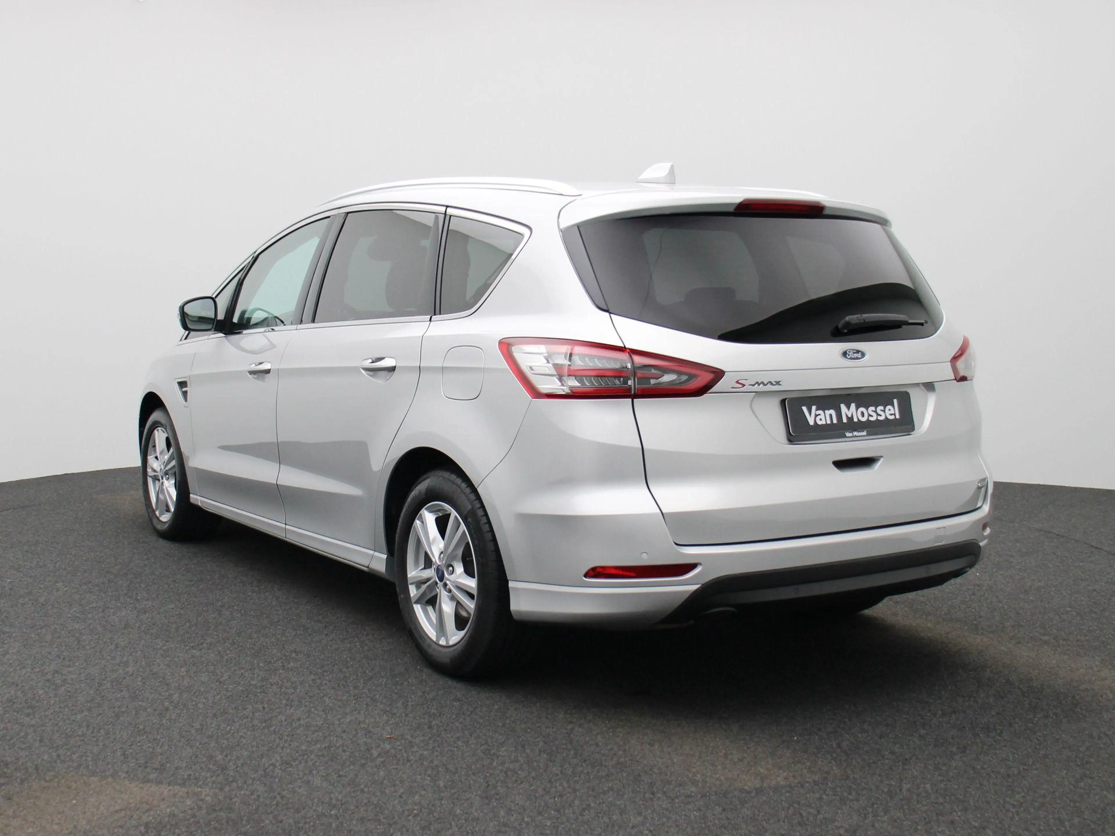 Ford S-Max 2.5 Duratec FHEV Titanium — photo 2