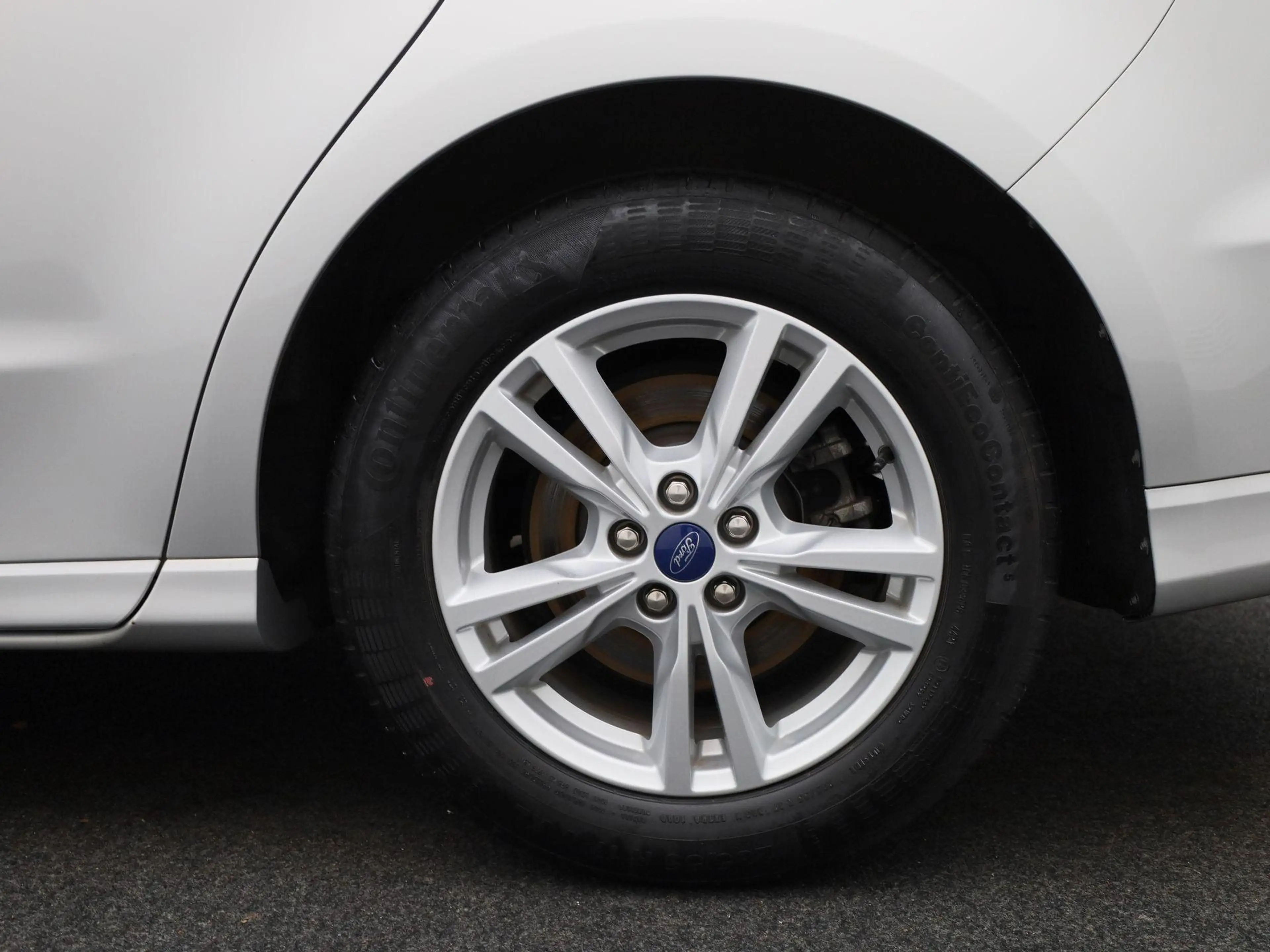 Ford S-Max 2.5 Duratec FHEV Titanium — photo 13