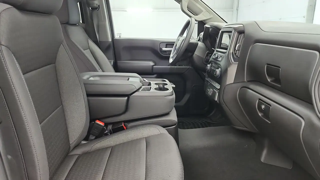 Chevrolet Silverado 1500 снимка Chevrolet Silverado 1500