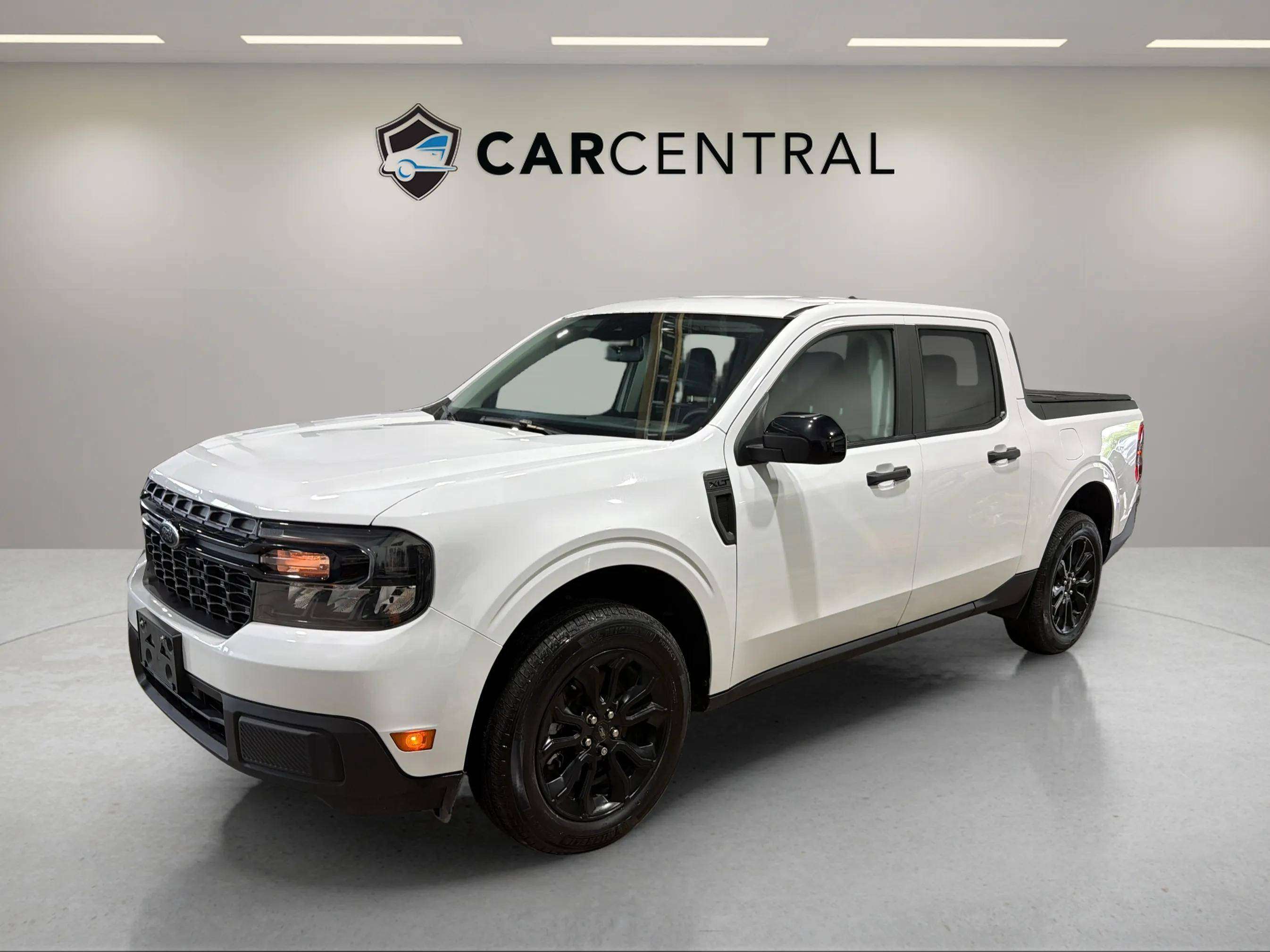 White 2024 Ford Maverick Pickup Truck All-Wheel Drive Automatic