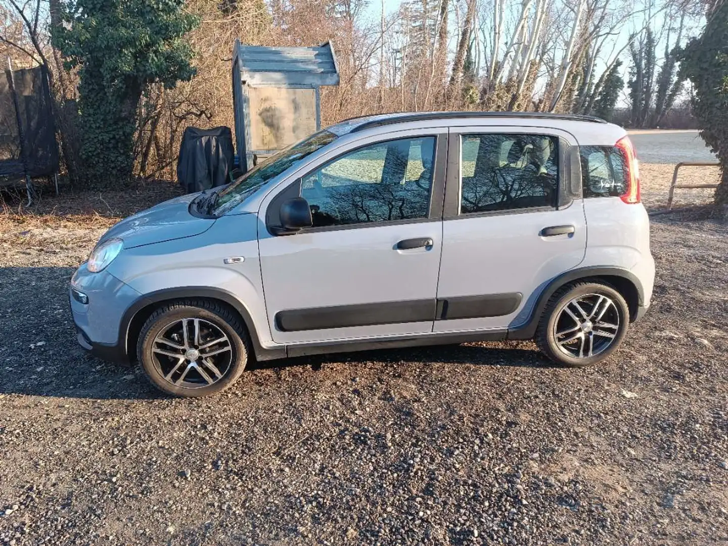Fiat Panda Panda 4x2 FireFly Hybrid Grau - 1