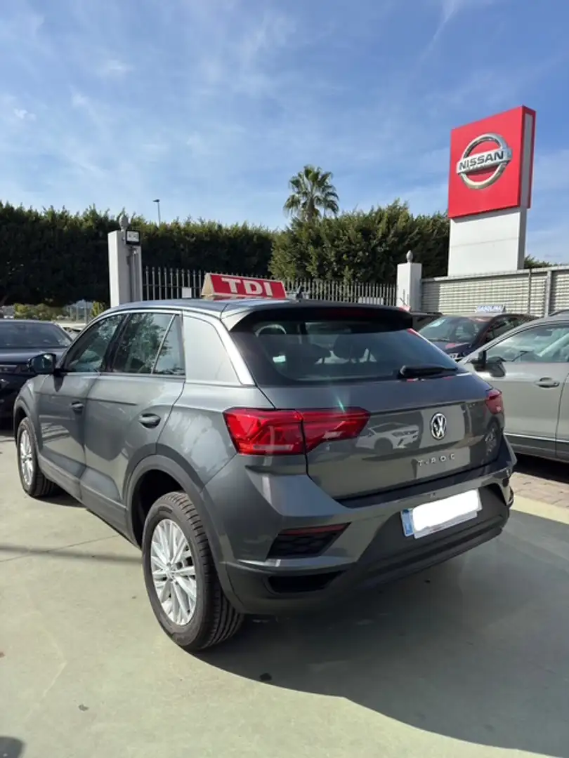 Volkswagen T-Roc 1.6TDI Edition Gris - 2