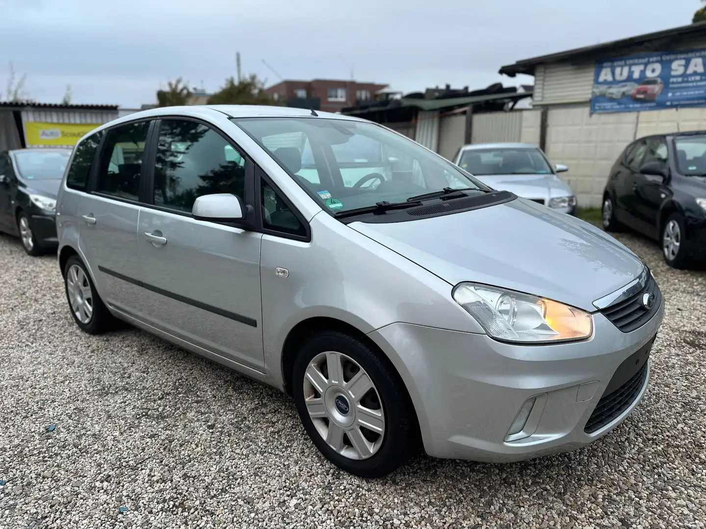 Ford C-Max Style Grau - 2
