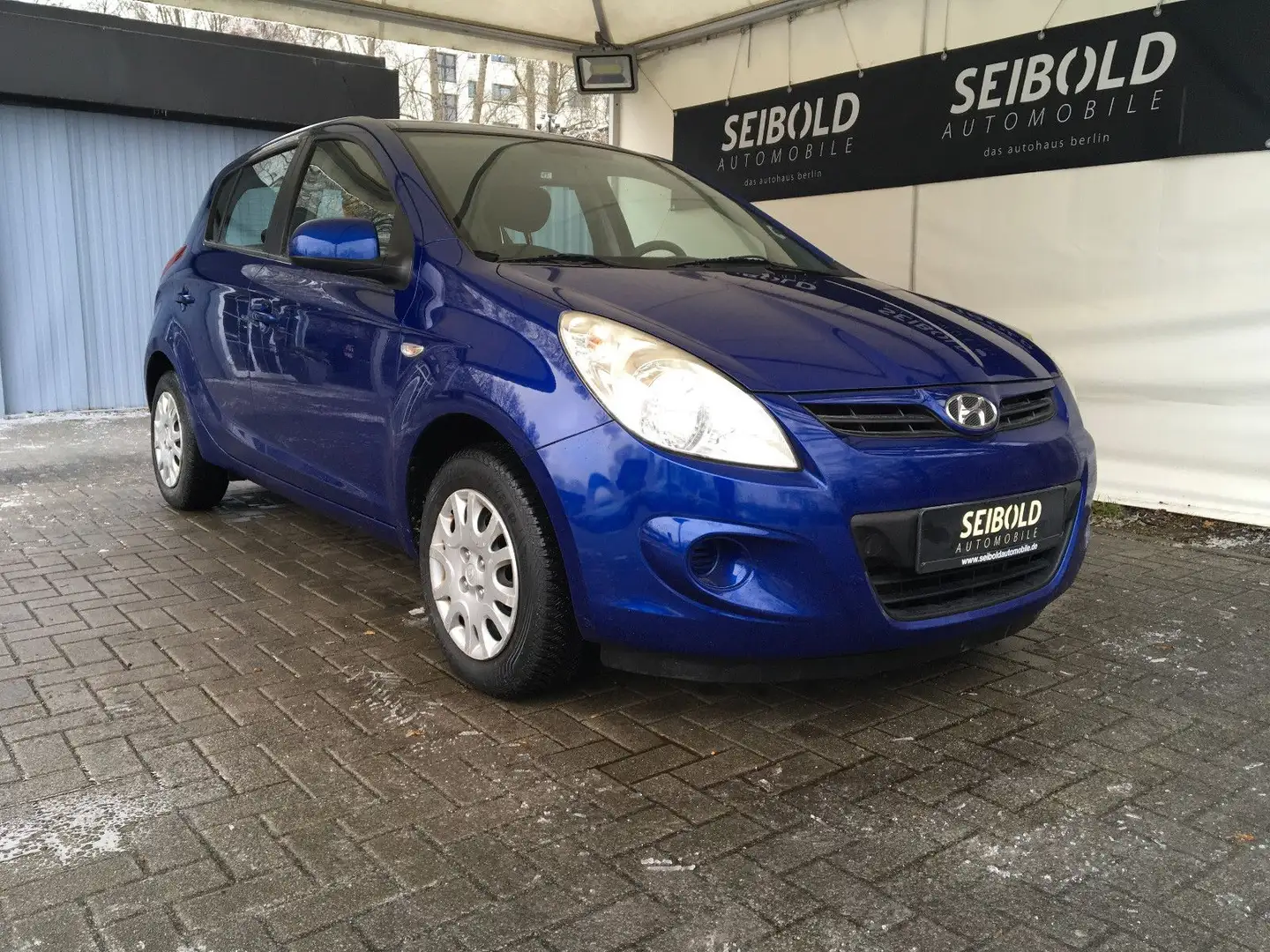 Hyundai i20 1.2 Classic/74Tkm/Klima/Allwetter/5-Türig Blau - 2