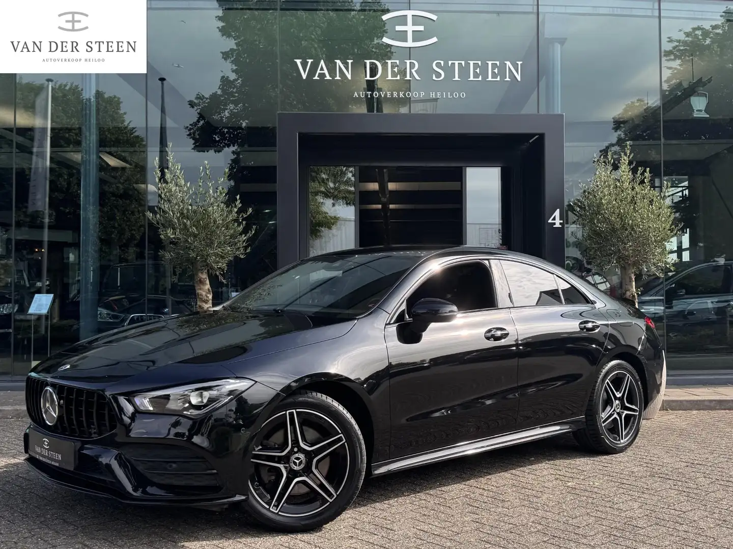 Mercedes-Benz CLA 250 e AMG Line Night Pakket l Standkachel | Sfeerverli Zwart - 1