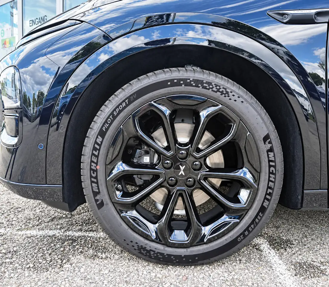 XPENG G6