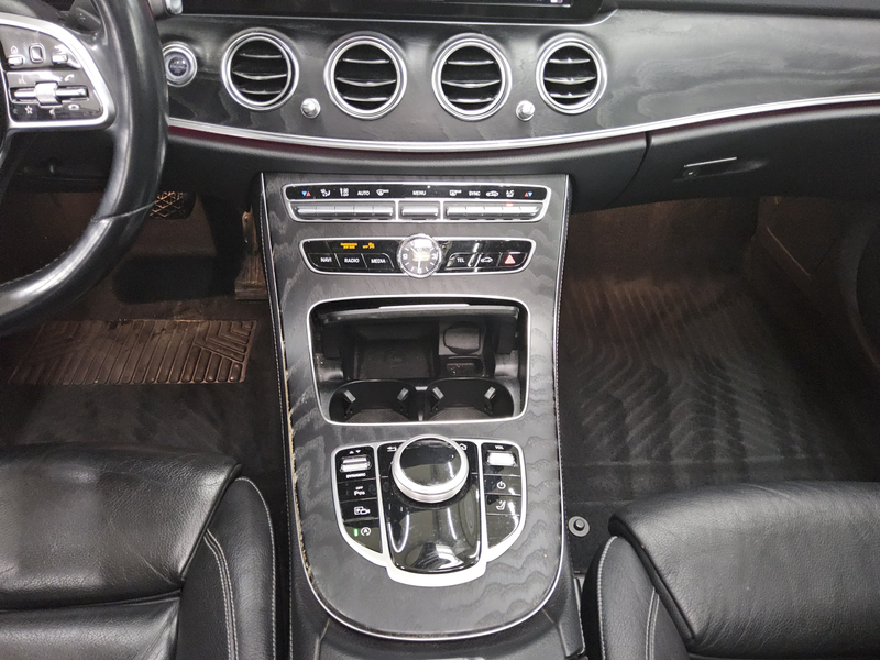 Mercedes-Benz E 200 T d Avantgarde Navi LED GSD Leder RFK — photo 6