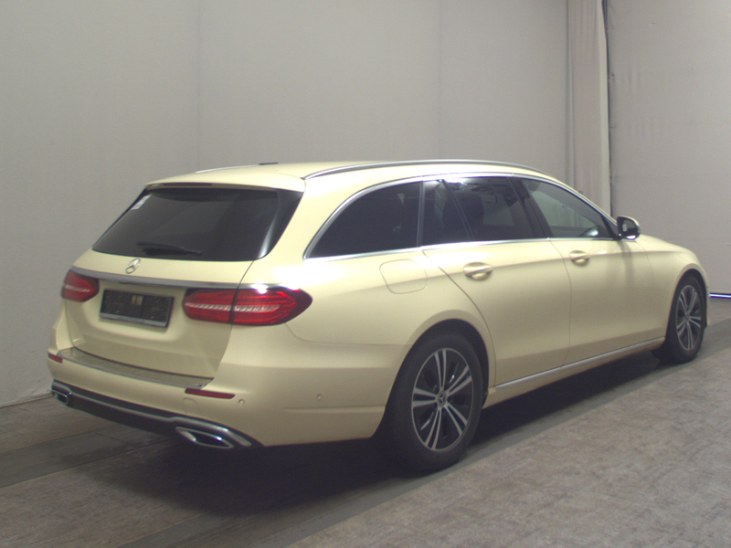 Mercedes-Benz E 200 T d Avantgarde Navi LED GSD Leder RFK — photo 4