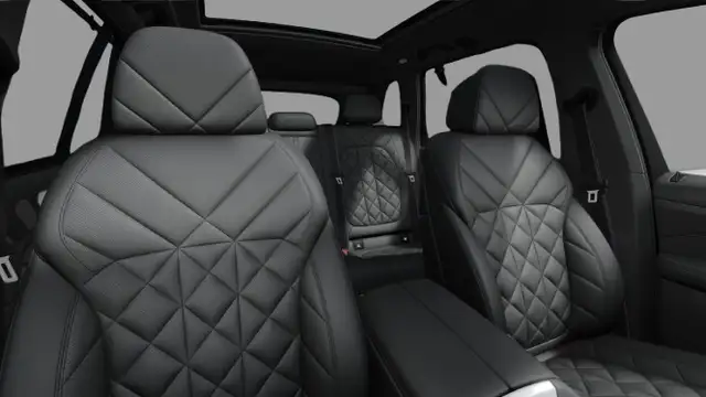 BMW X5 view 8