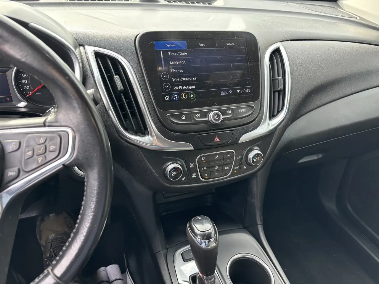 Chevrolet Equinox снимка Chevrolet Equinox