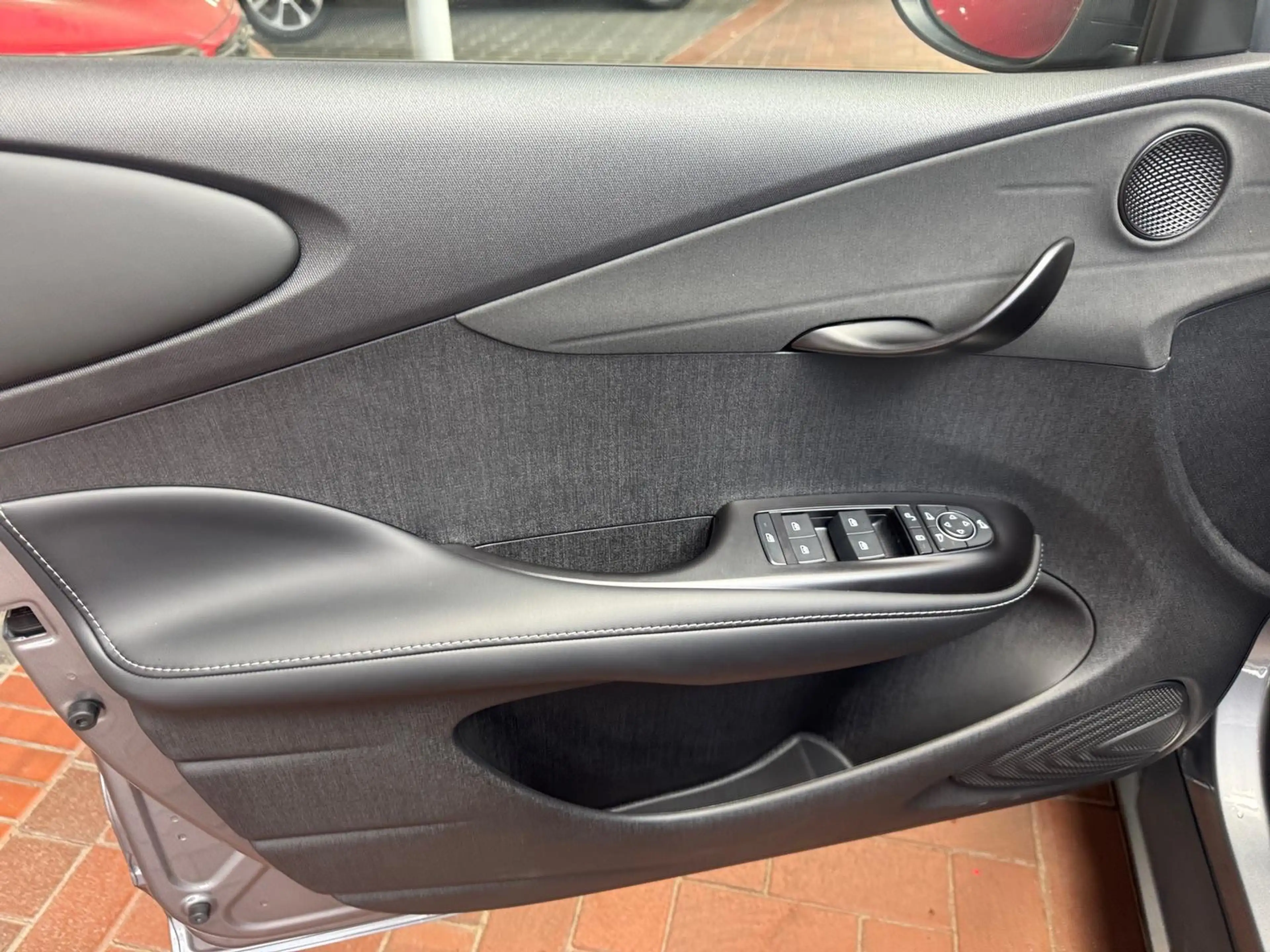 BYD Dolphin 150 kW Design — photo 14