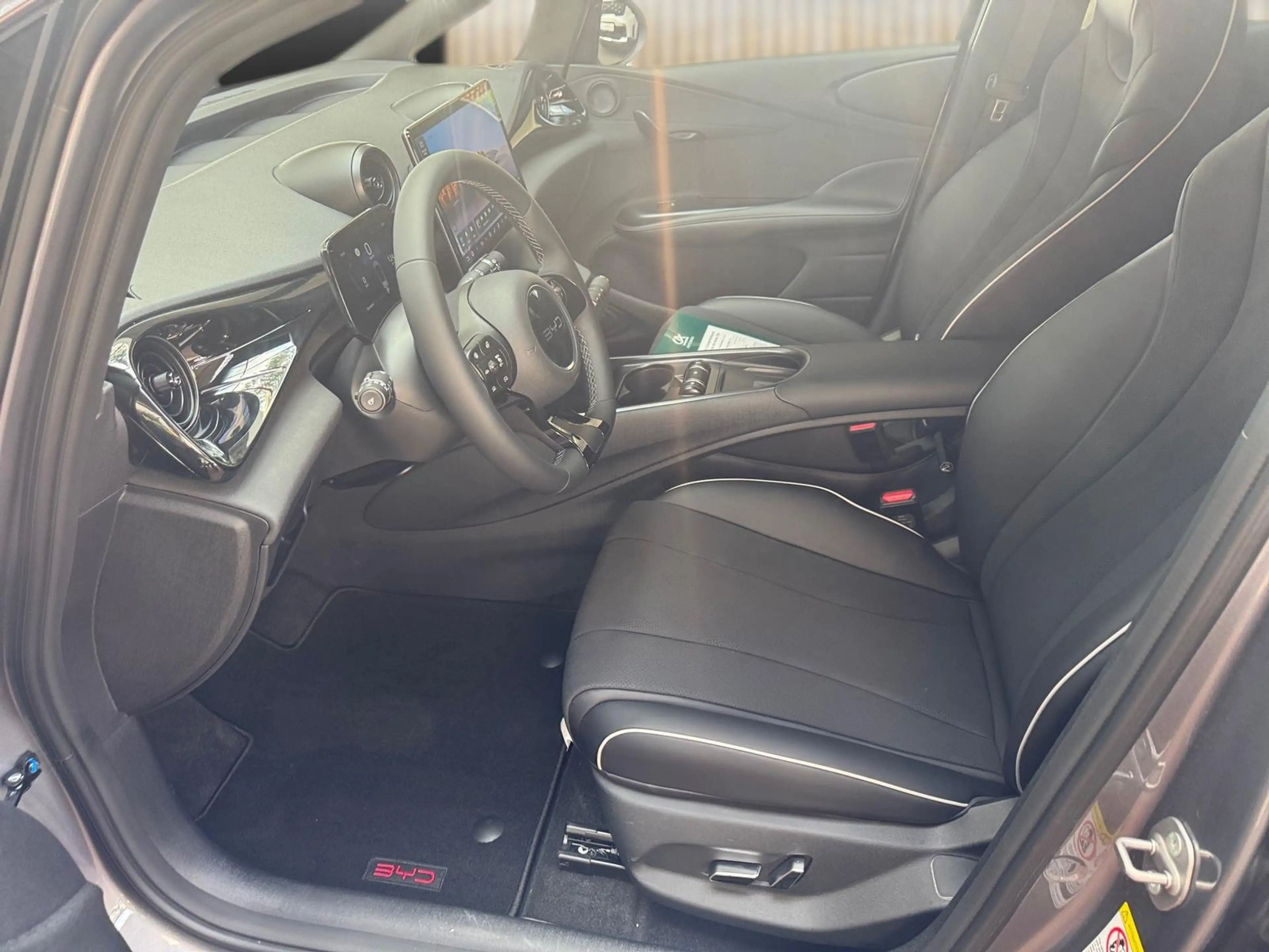 BYD Dolphin 150 kW Design — photo 8