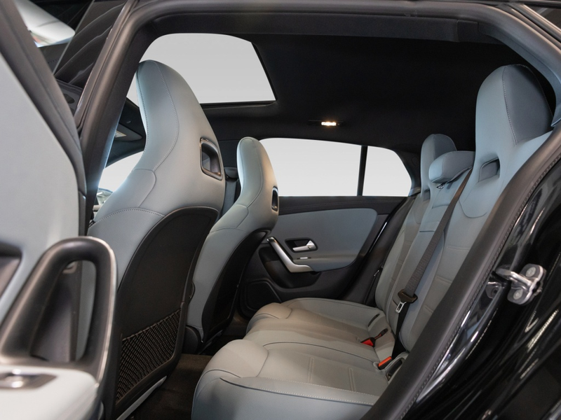 Mercedes-Benz CLA 250 4M SB , AMG NIGHT KAMERA PANO SPUR PDC — photo 9