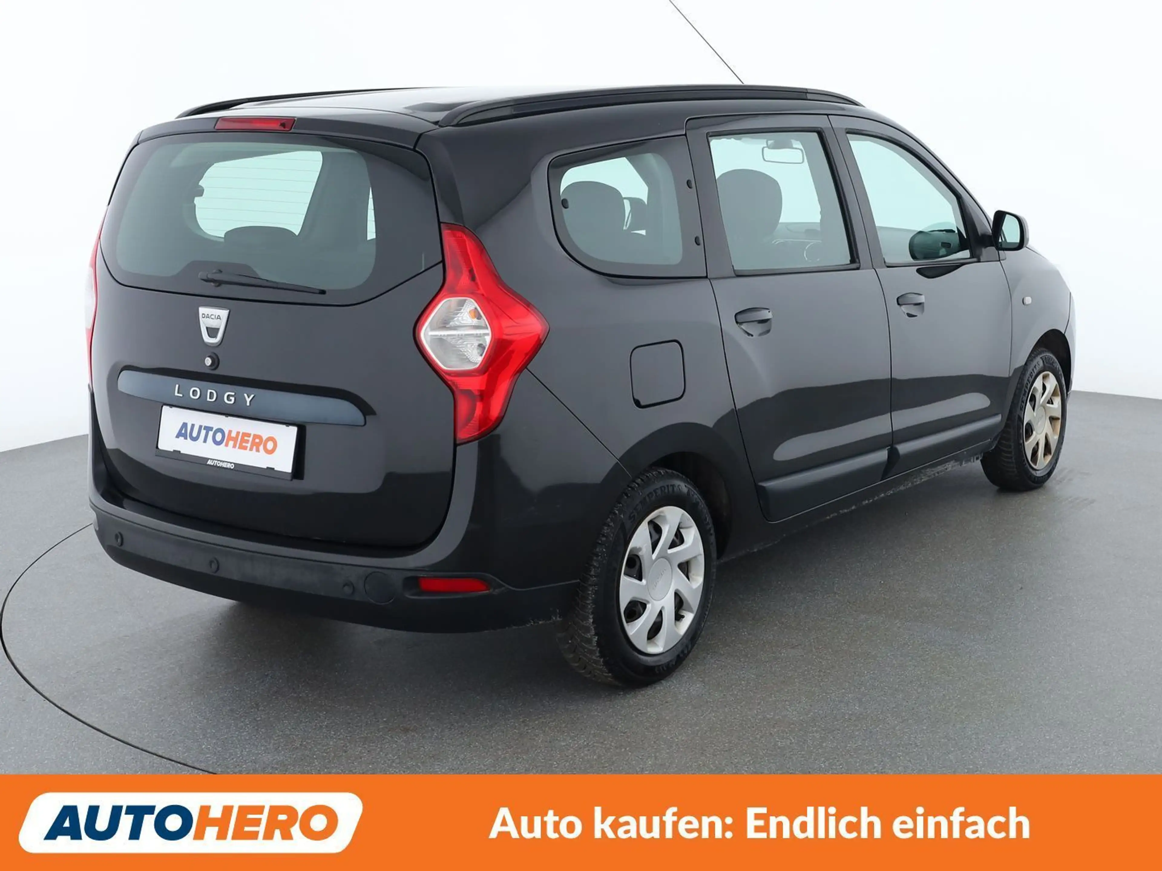 Dacia Lodgy 1.6 SCe Laureate — photo 6