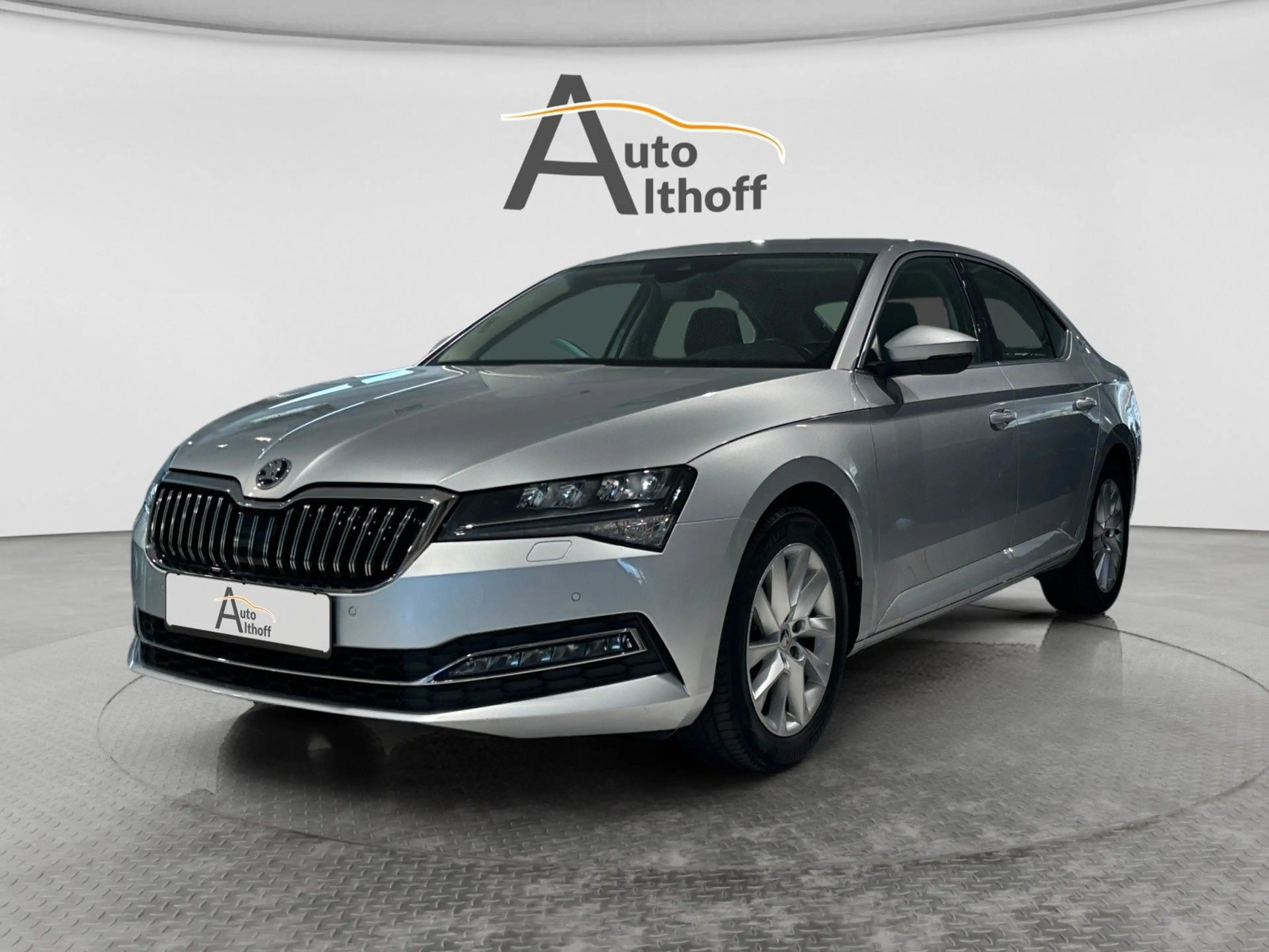 Skoda Superb Lim. Style 1.5TSI DSG LED SHZ KESSY PARK — photo 3