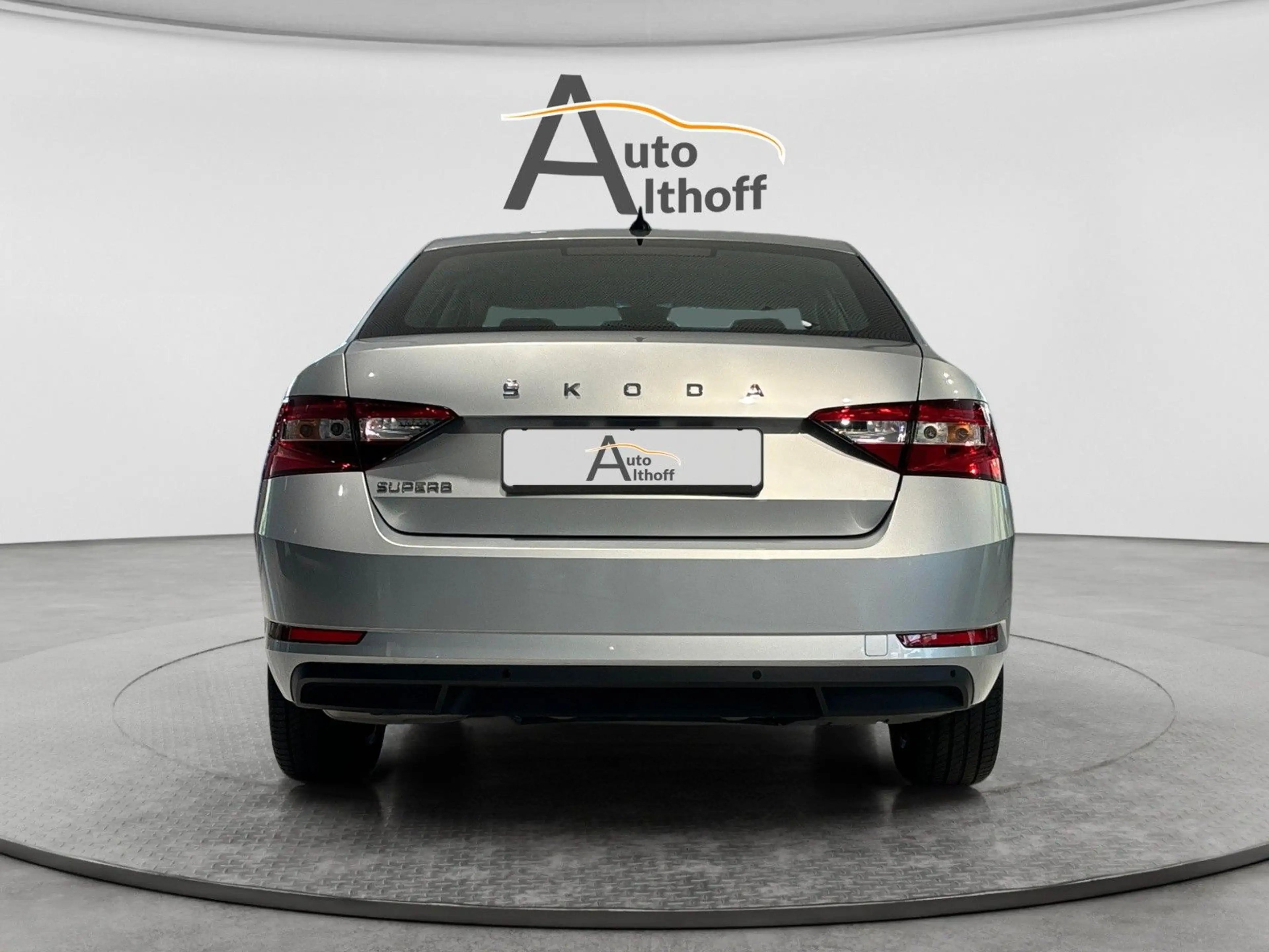 Skoda Superb Lim. Style 1.5TSI DSG LED SHZ KESSY PARK — photo 5
