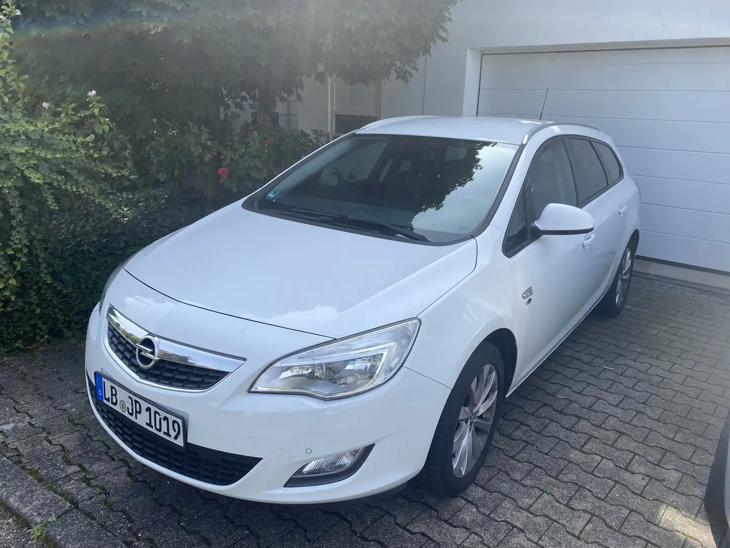 Opel Astra 1.4 Turbo Sports Tourer 150 Jahre - 1