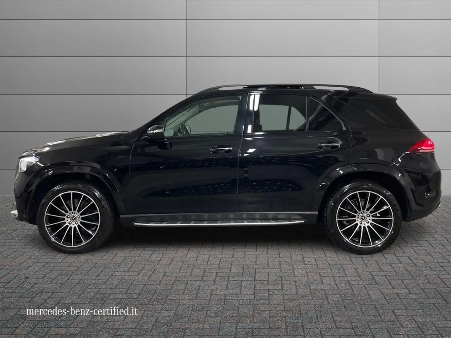 Mercedes-Benz GLE 400 - GLE 400 d Premium Plus 4matic auto Schwarz - 2