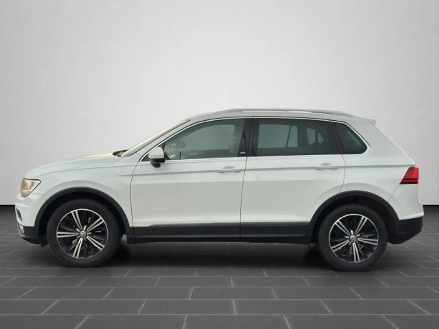 Volkswagen Tiguan Sound*1 HAND*UNFALLFREI*MEGA SCHÖN* Blanc - 1