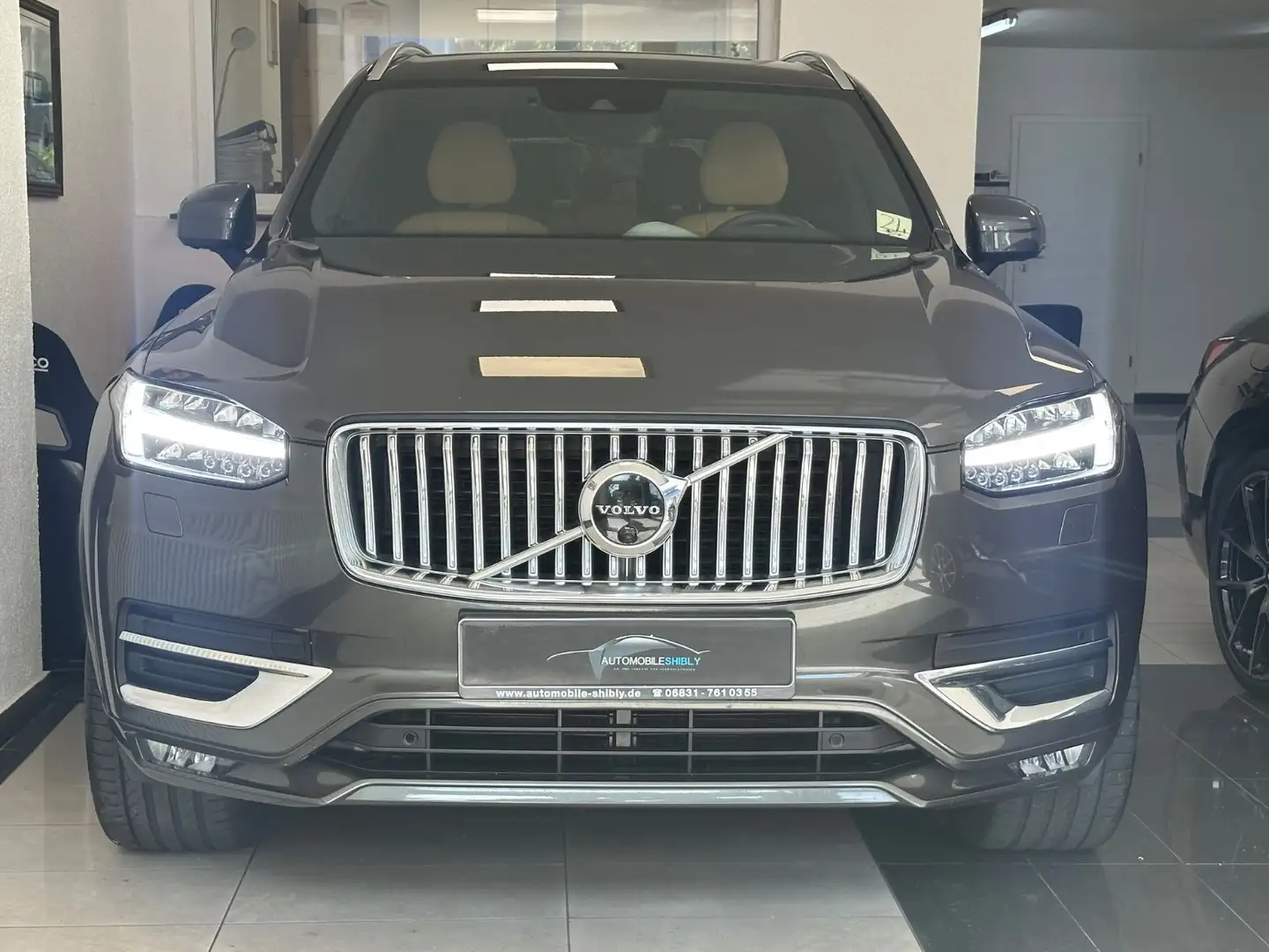 Volvo XC90 B5 AWD Geartronic Inscription 7.Sitze Grau - 2