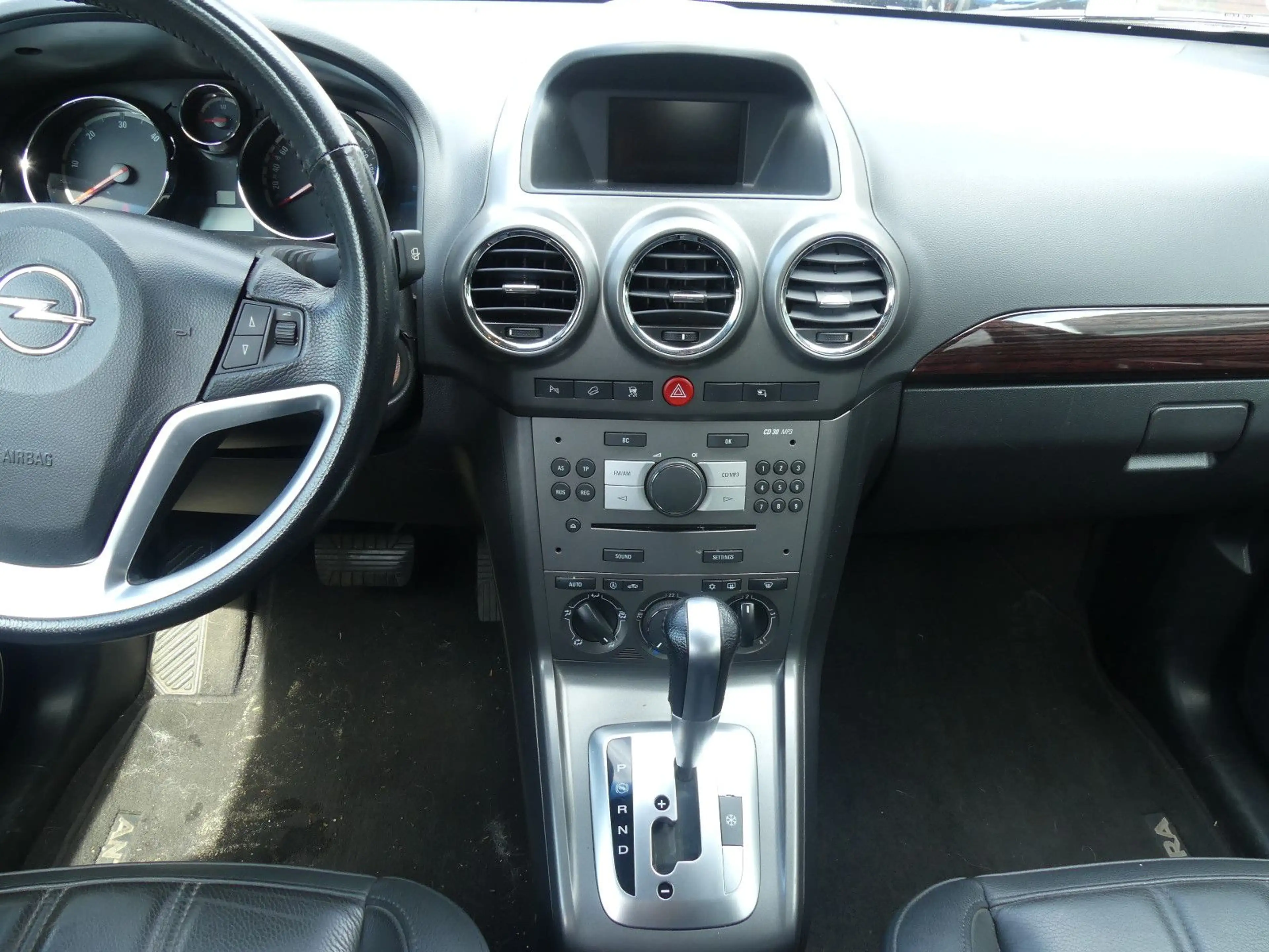 Opel Antara Cosmo 4x4 Automatik — photo 12