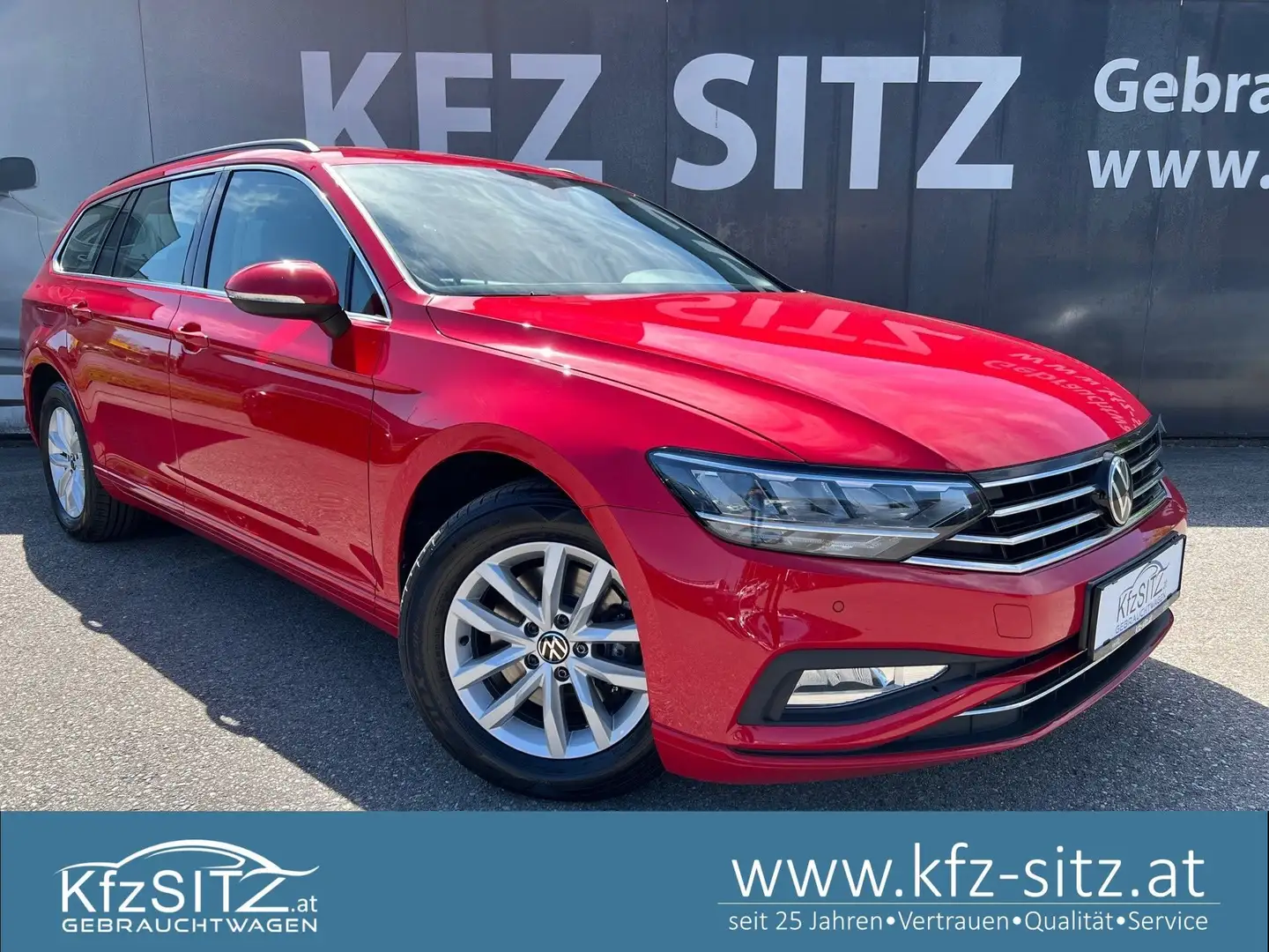 Volkswagen Passat Variant Business 2,0 TDI DSG | AHK/NAVI PRO/VIRTUAL Rot - 1