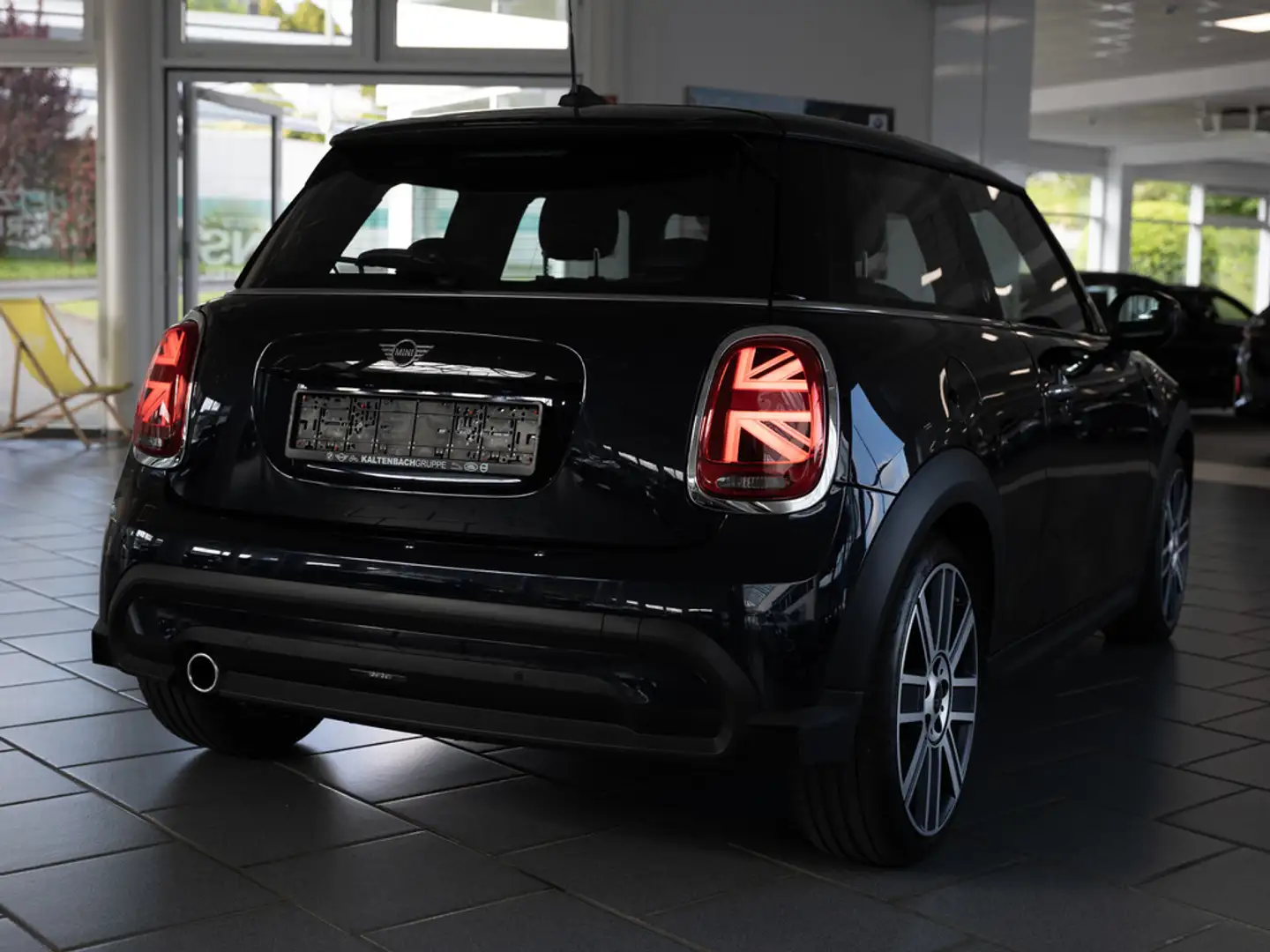 MINI Cooper FACEL. LED LEDER SHZ PDC Yours Trim Schwarz - 2