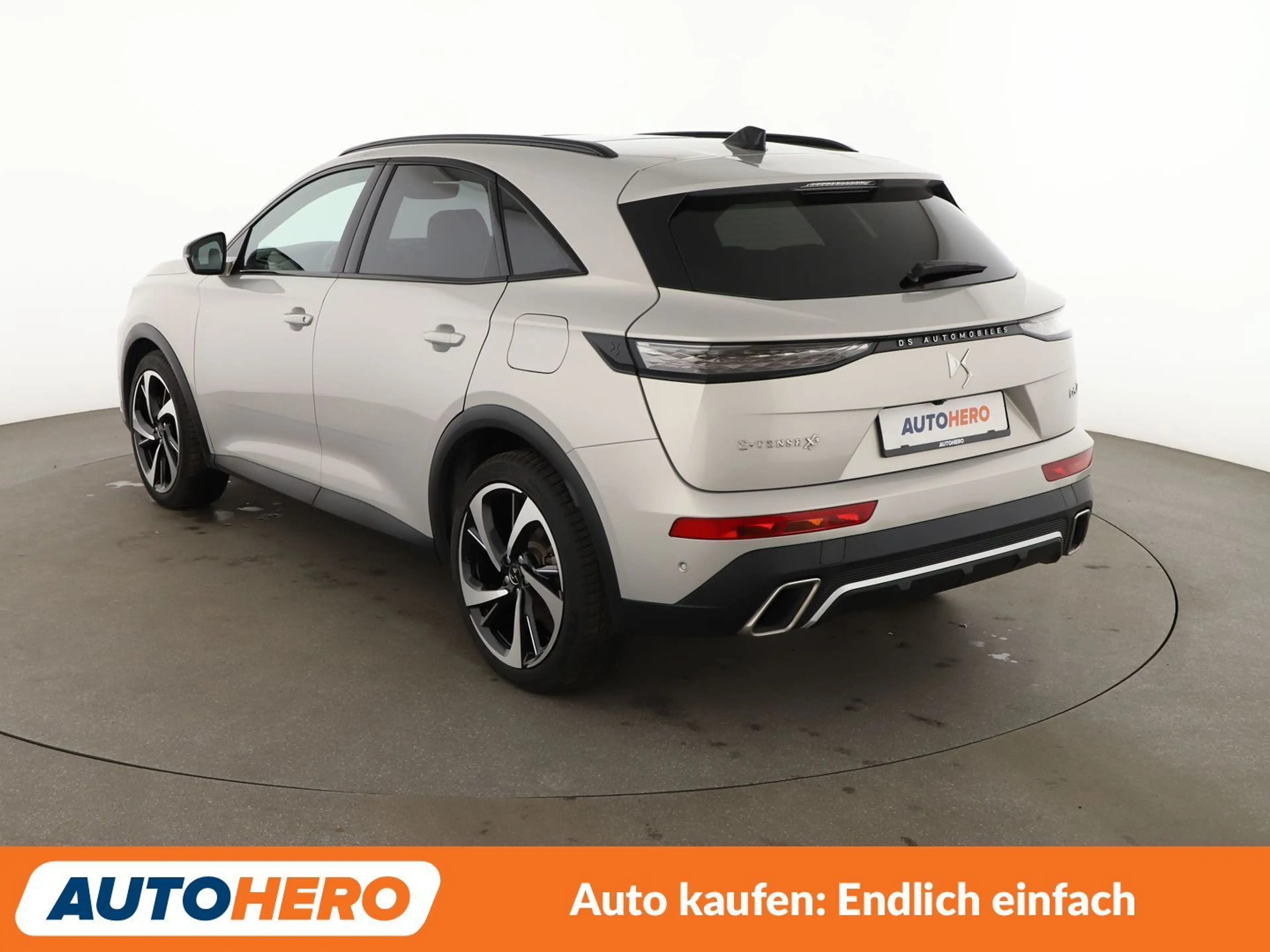 DS Automobiles DS 7 1.6 E-Tense Hybrid 4x4 Opera Aut.*NAVI*LED* — photo 4