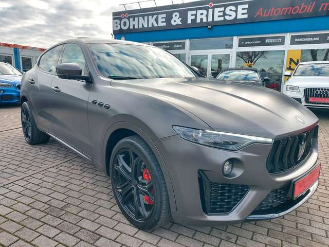 Imagine Maserati Levante GranSport Q4 Pano ACC Radar 360° Cam