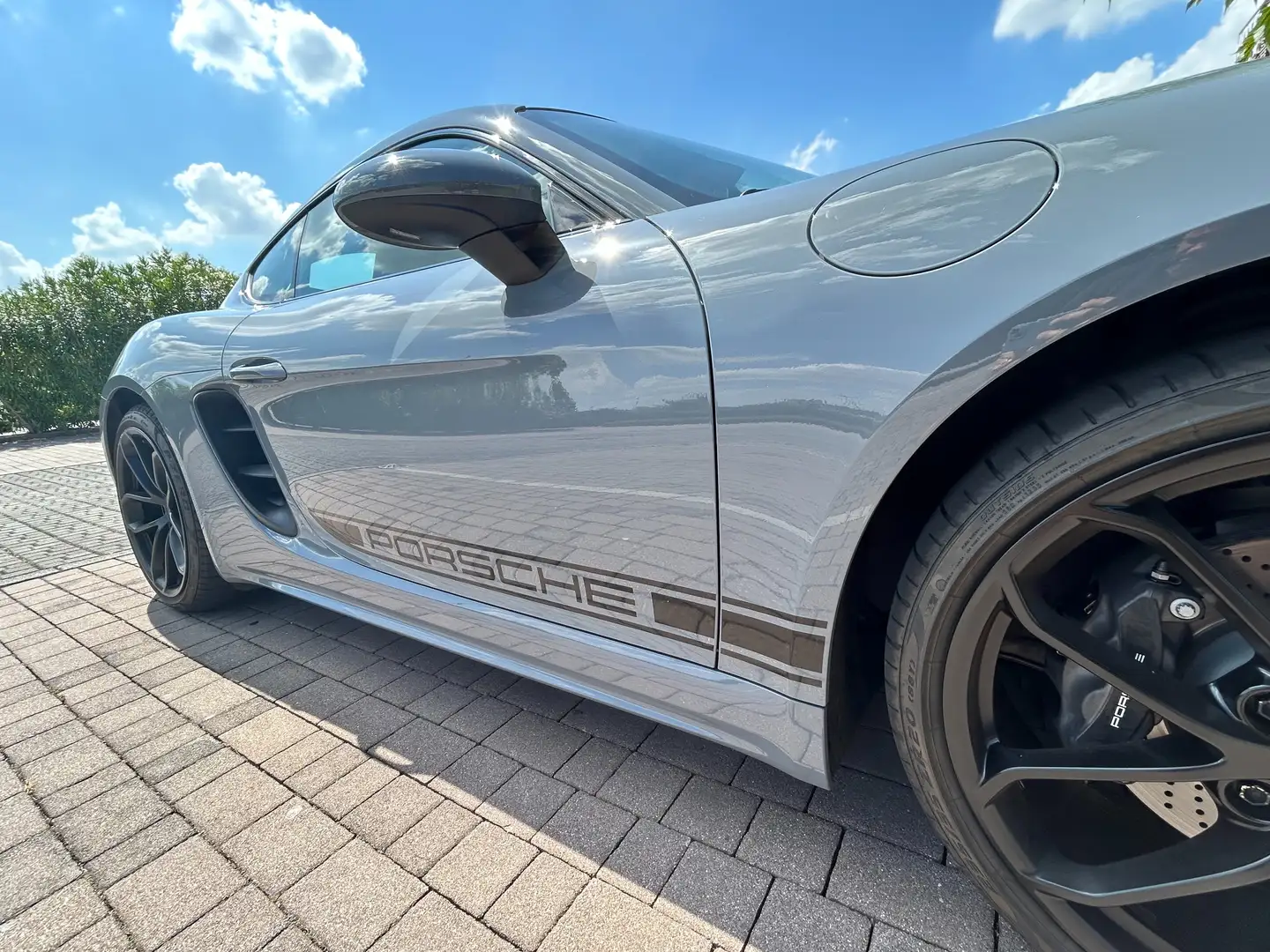 Porsche 718 Style Edition - 2