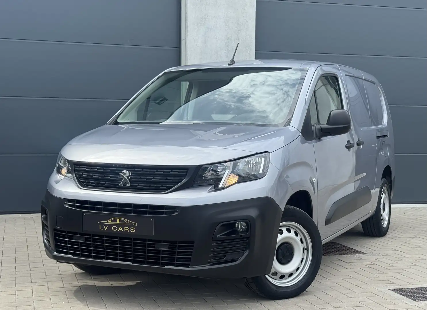 Peugeot Partner 1.5 BlueHDi L2 Heavy / 3zit / Carplay / BTW / Gris - 1