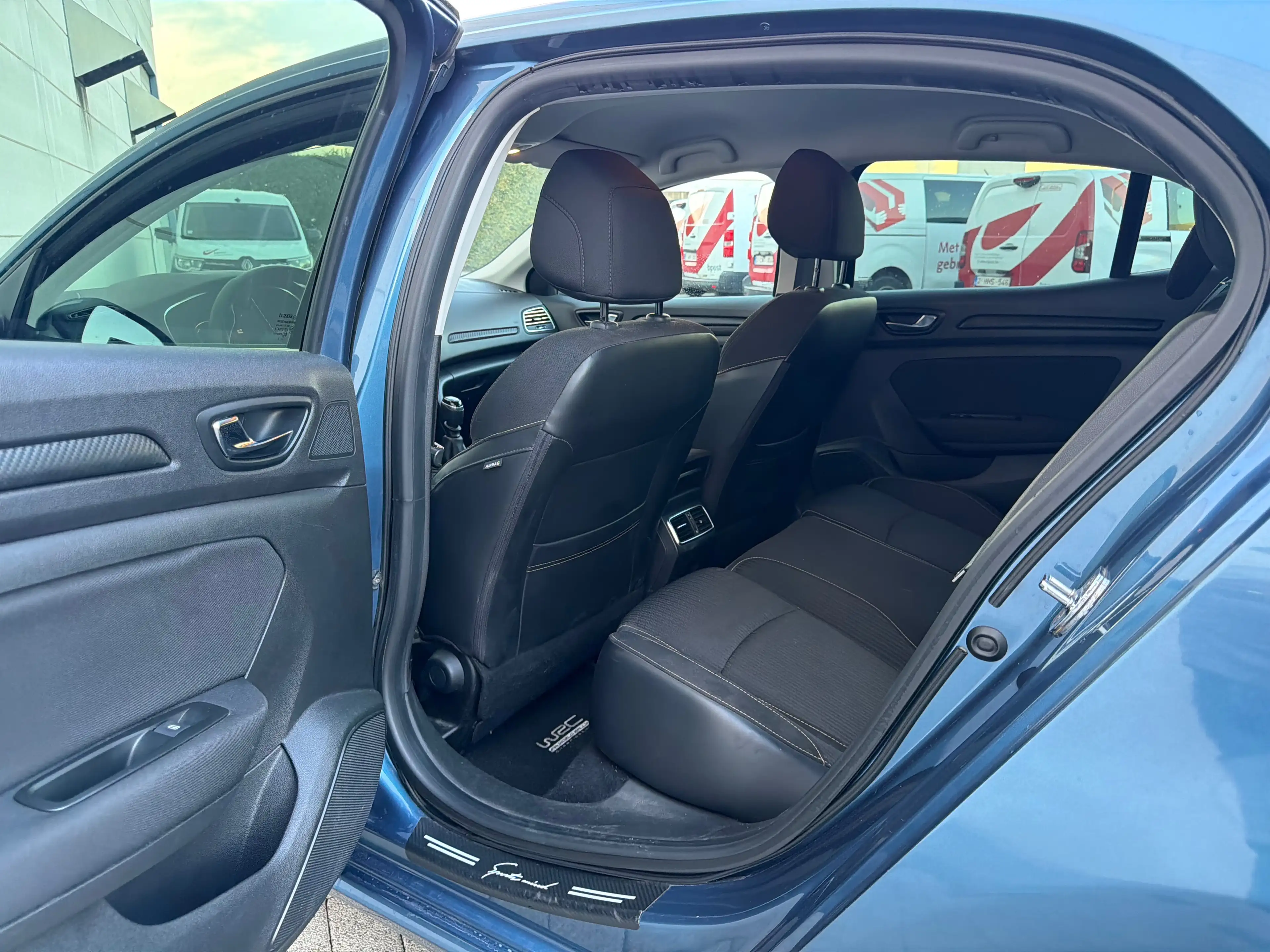 Renault Megane Megane 1.2 TCe Energy Limited — photo 11