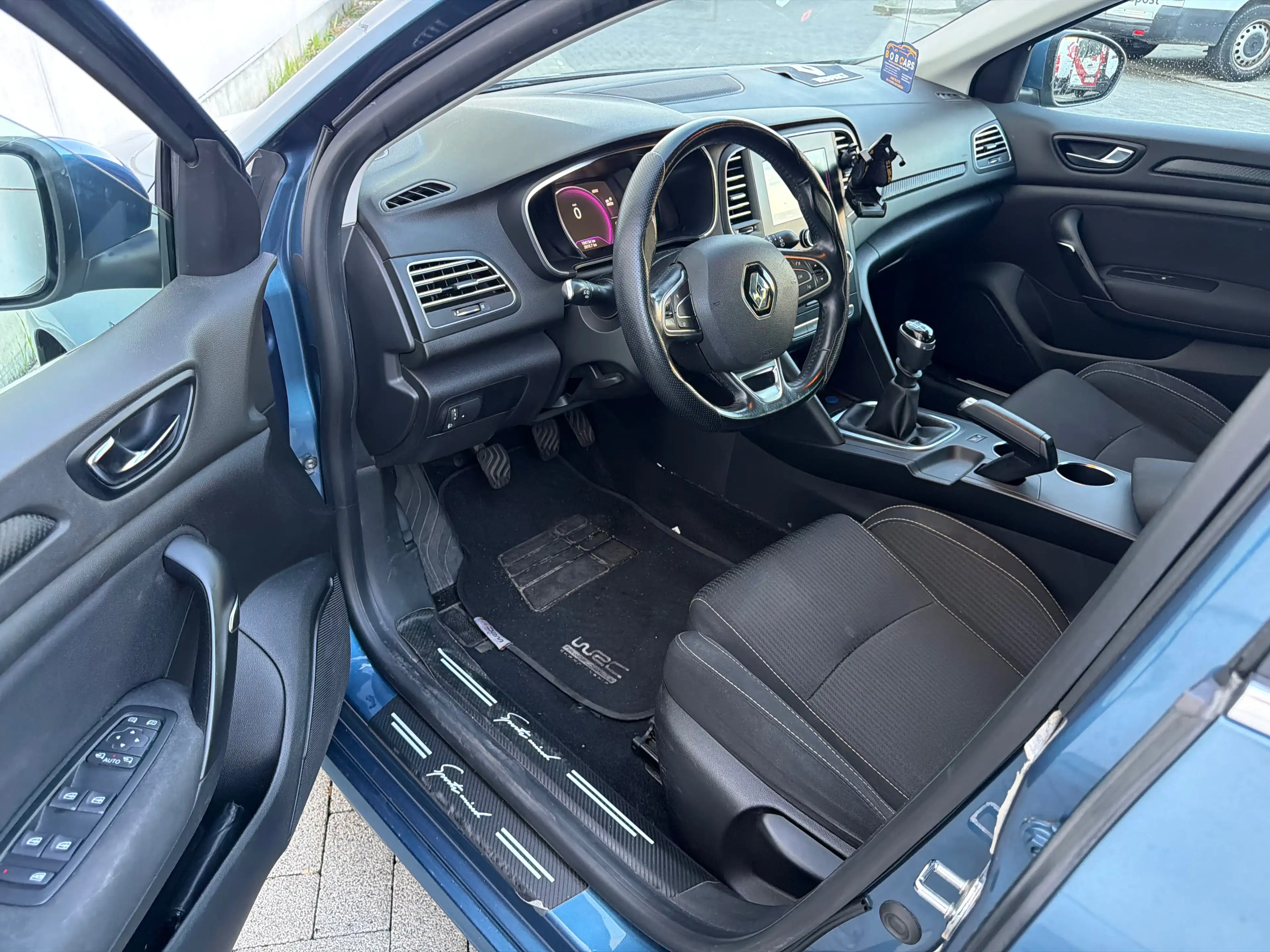 Renault Megane Megane 1.2 TCe Energy Limited — photo 10