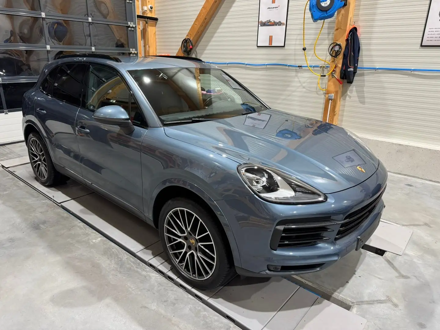 Porsche Cayenne III / 21" Zoll / LED / ACC / EU Export 48990,- Blau - 1