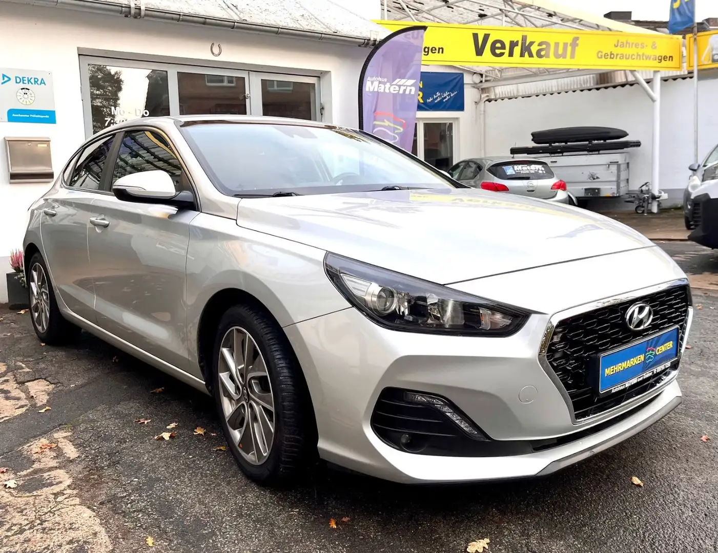 Hyundai i30 Fastback Style Silber - 2