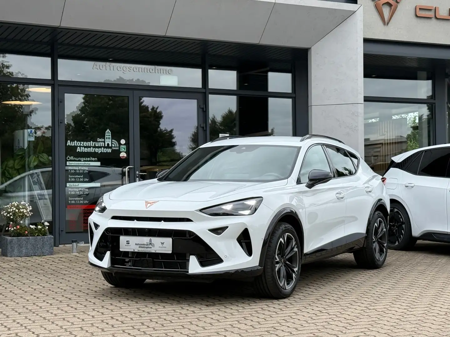 CUPRA Formentor 2.0 TDI 110 kW ACC AHK Matrix-LED SH LH Weiß - 2