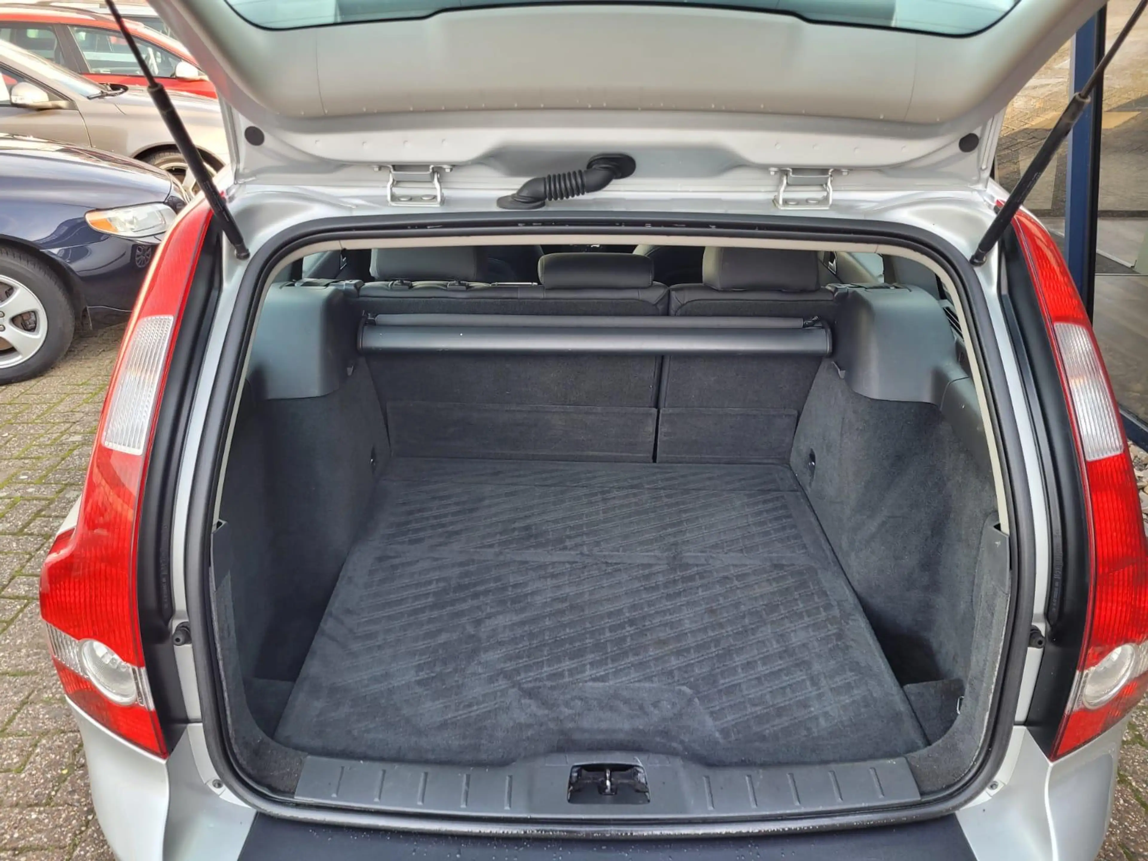 Volvo V50 2.4i Kinetic 170PK Automaat Youngtimer — photo 16