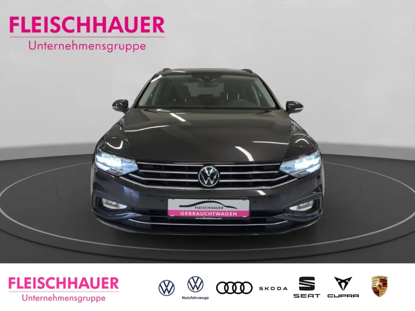 Volkswagen Passat Variant Business 1.5 TSI Navi+LED+AHK+App-connect Grau - 2