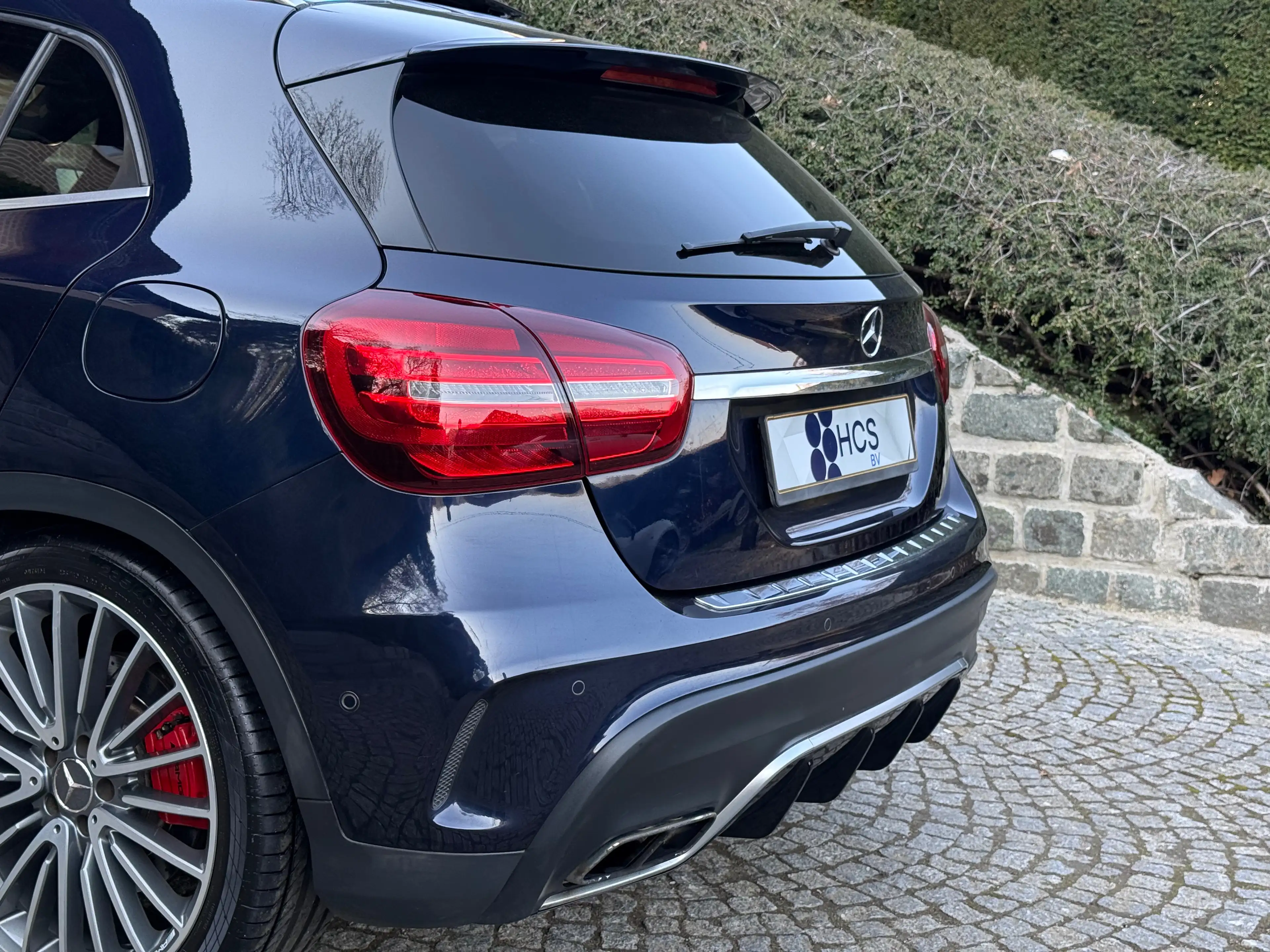 Mercedes-Benz GLA 45 AMG Recaro | Pano | Facelift | HK | Dealer Maintained — photo 13