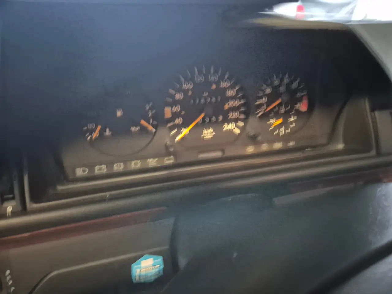 Mercedes-Benz E 220 220 CE / E 220 Coupe (124.042), foto 10