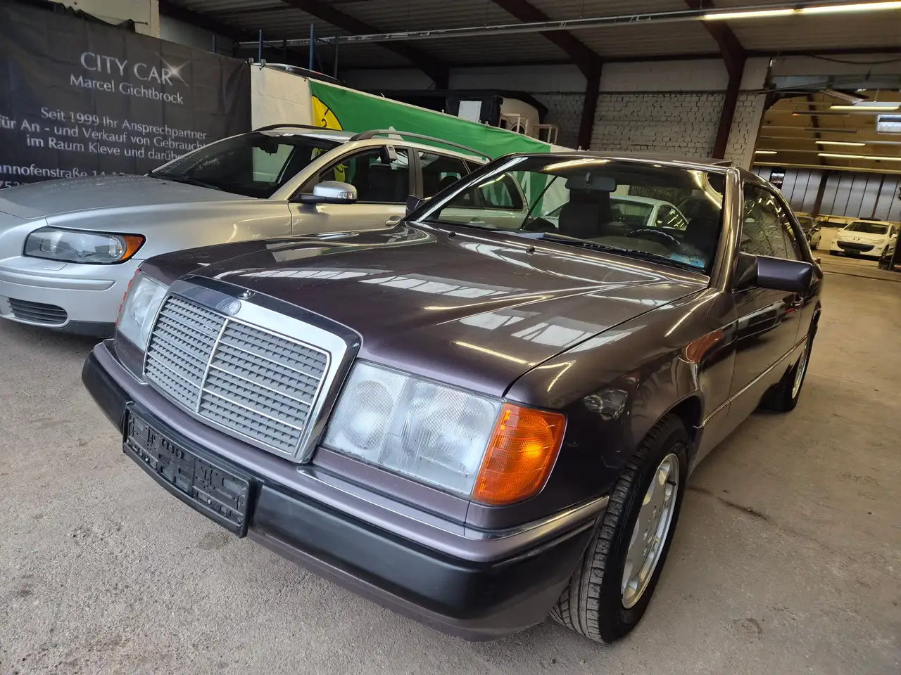 Mercedes-Benz E 220 220 CE / E 220 Coupe (124.042), foto 2