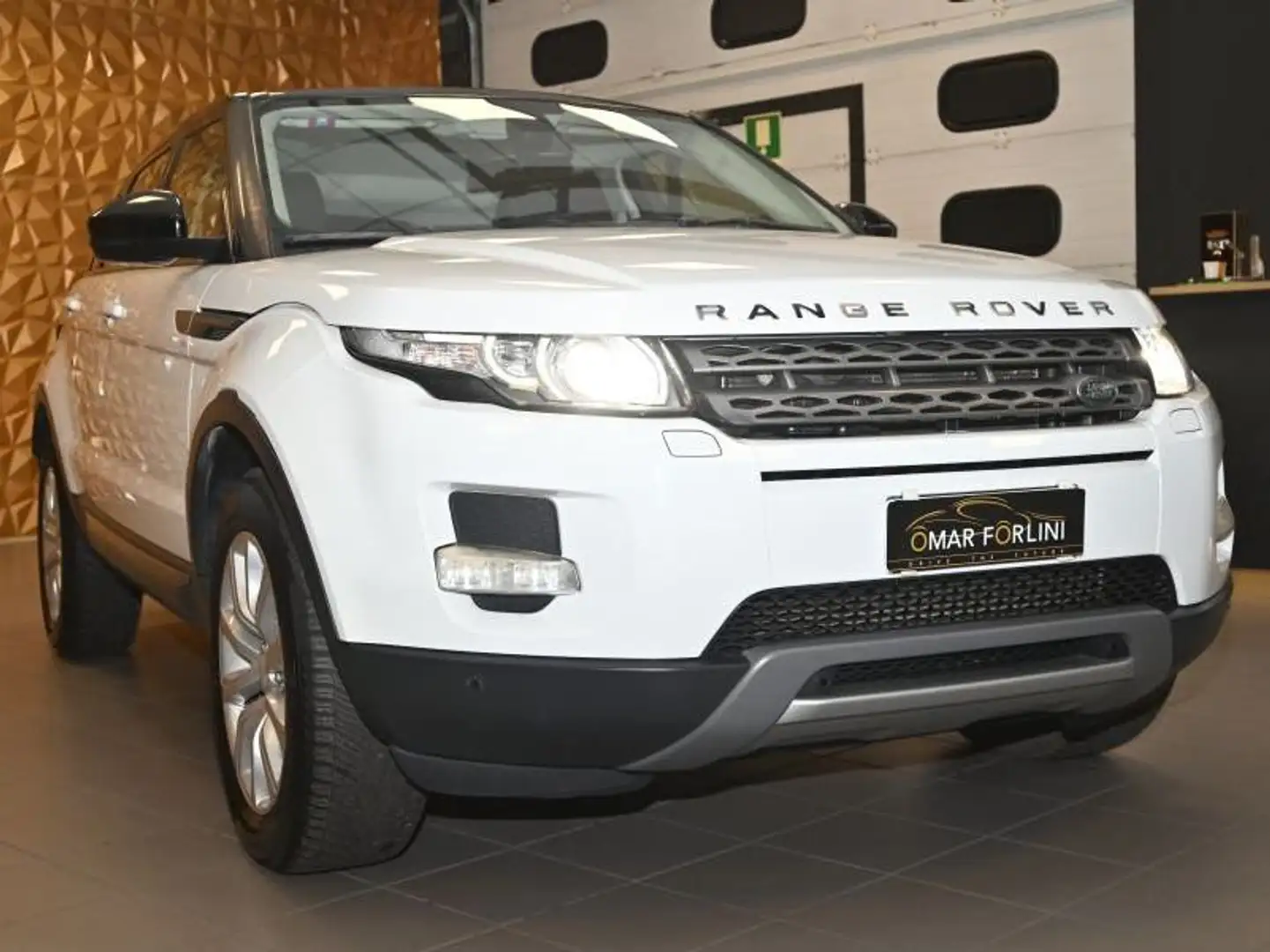 Land Rover Range Rover Evoque 2.2 SD4 5P.PURE TECH PACK AUTO NAVI LED CAM19"FULL Blanc - 2