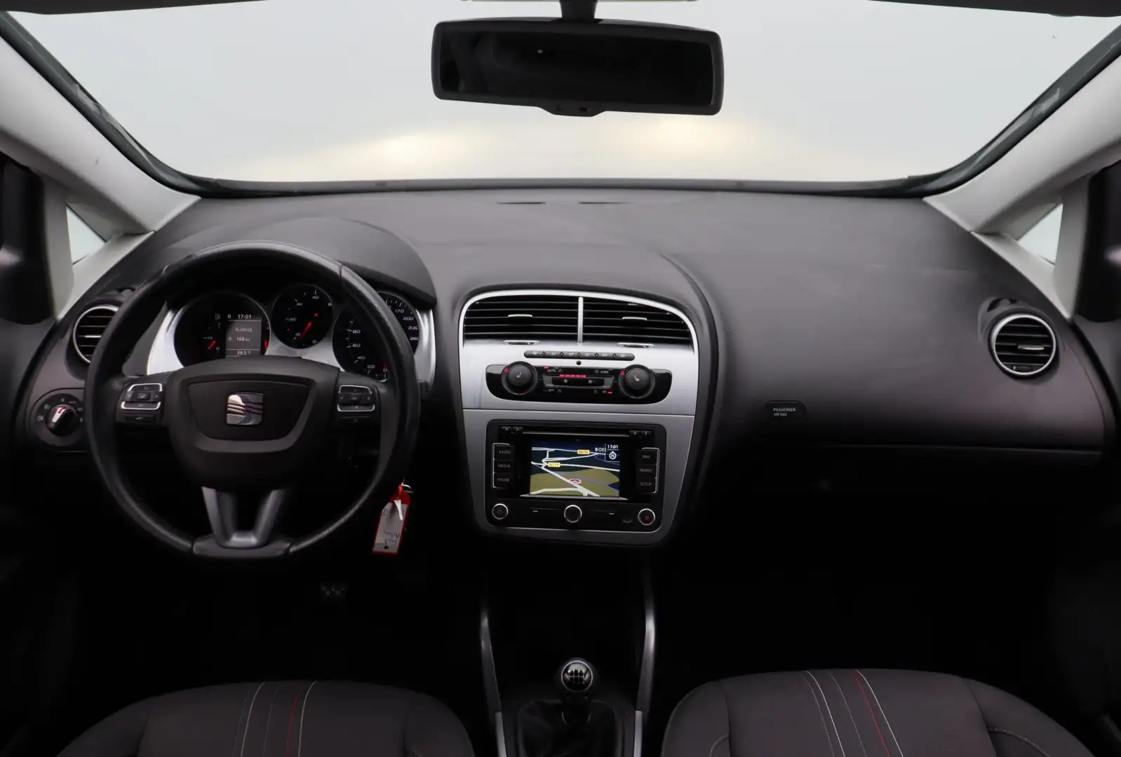 SEAT Altea XL 2.0 TDI Chill Out Trekhaak Navigatie Cruise Climat Zwart - 2