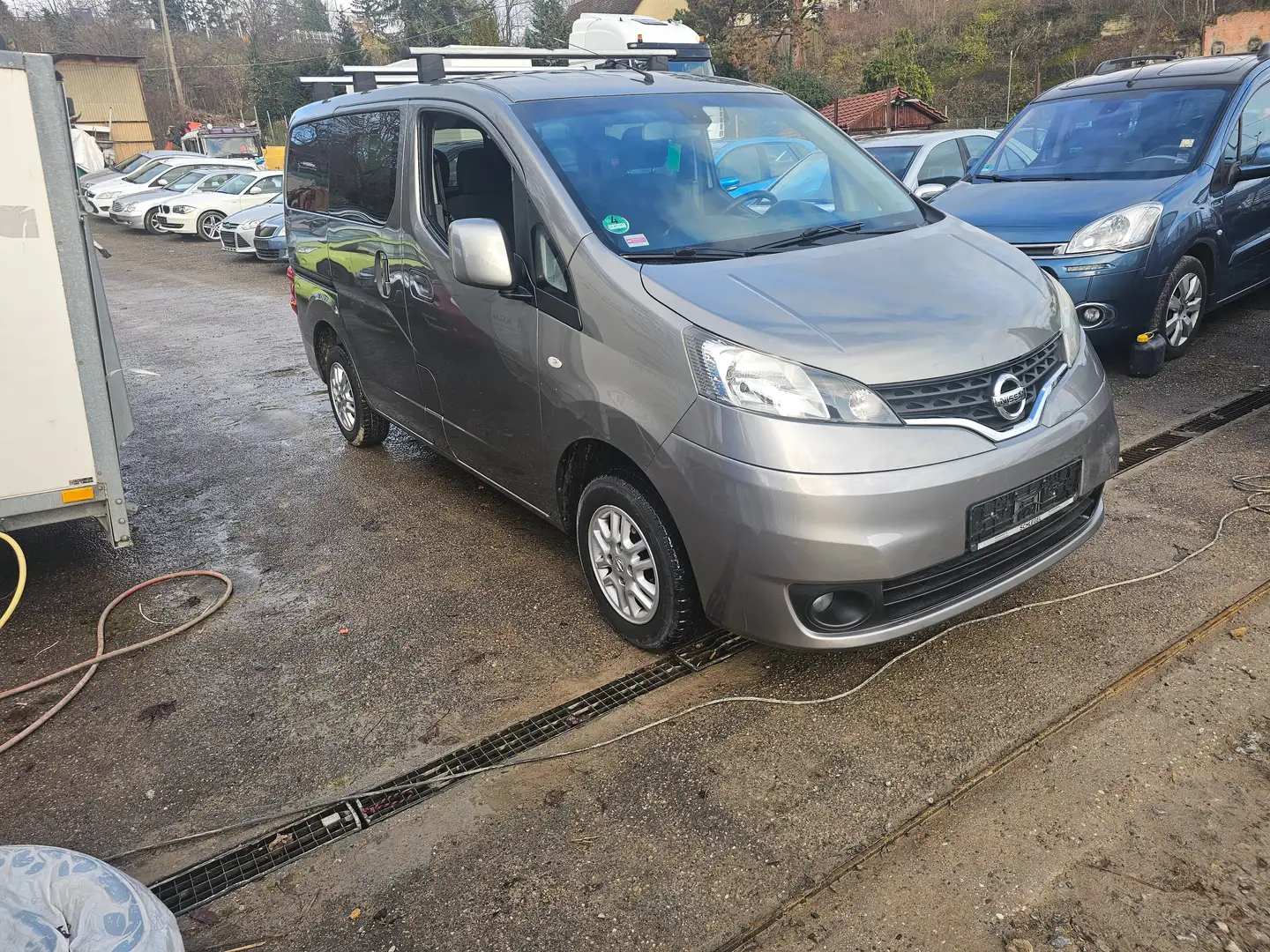 Nissan Evalia Evalia Tekna Grau - 2