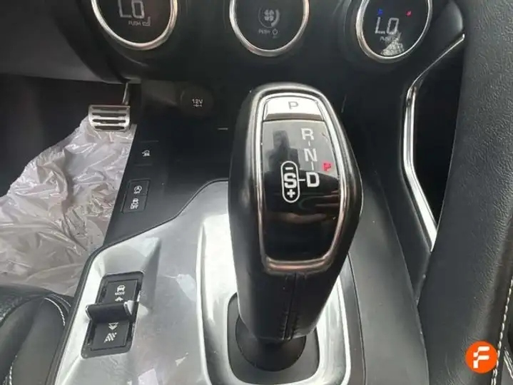 Jaguar E-Pace 2018, foto 37