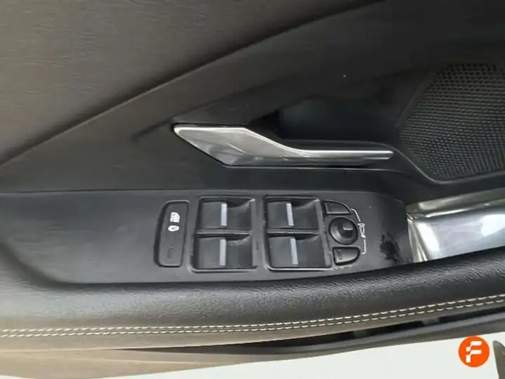 Jaguar E-Pace 2018, foto 22