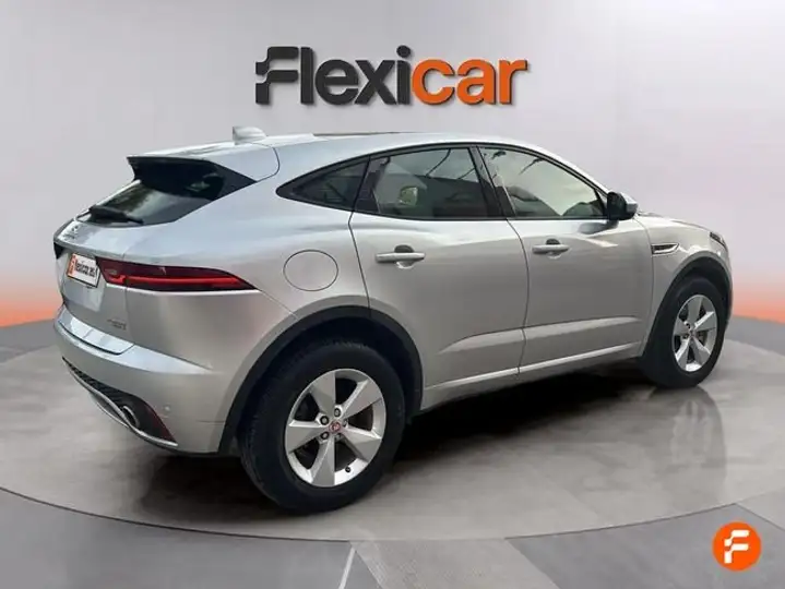 Jaguar E-Pace 2018, foto 8