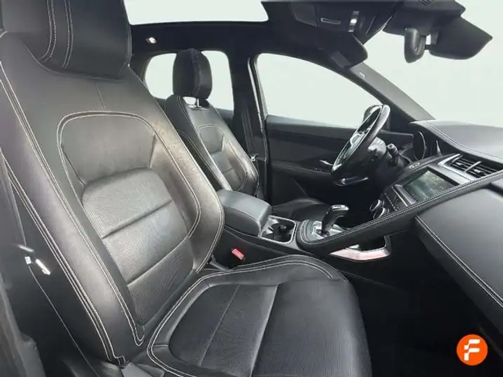 Jaguar E-Pace 2018, foto 19