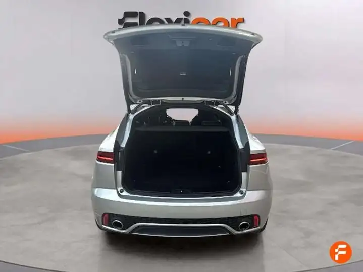 Jaguar E-Pace 2018, foto 10
