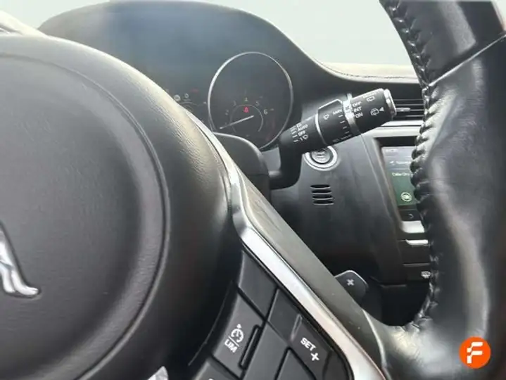 Jaguar E-Pace 2018, foto 30